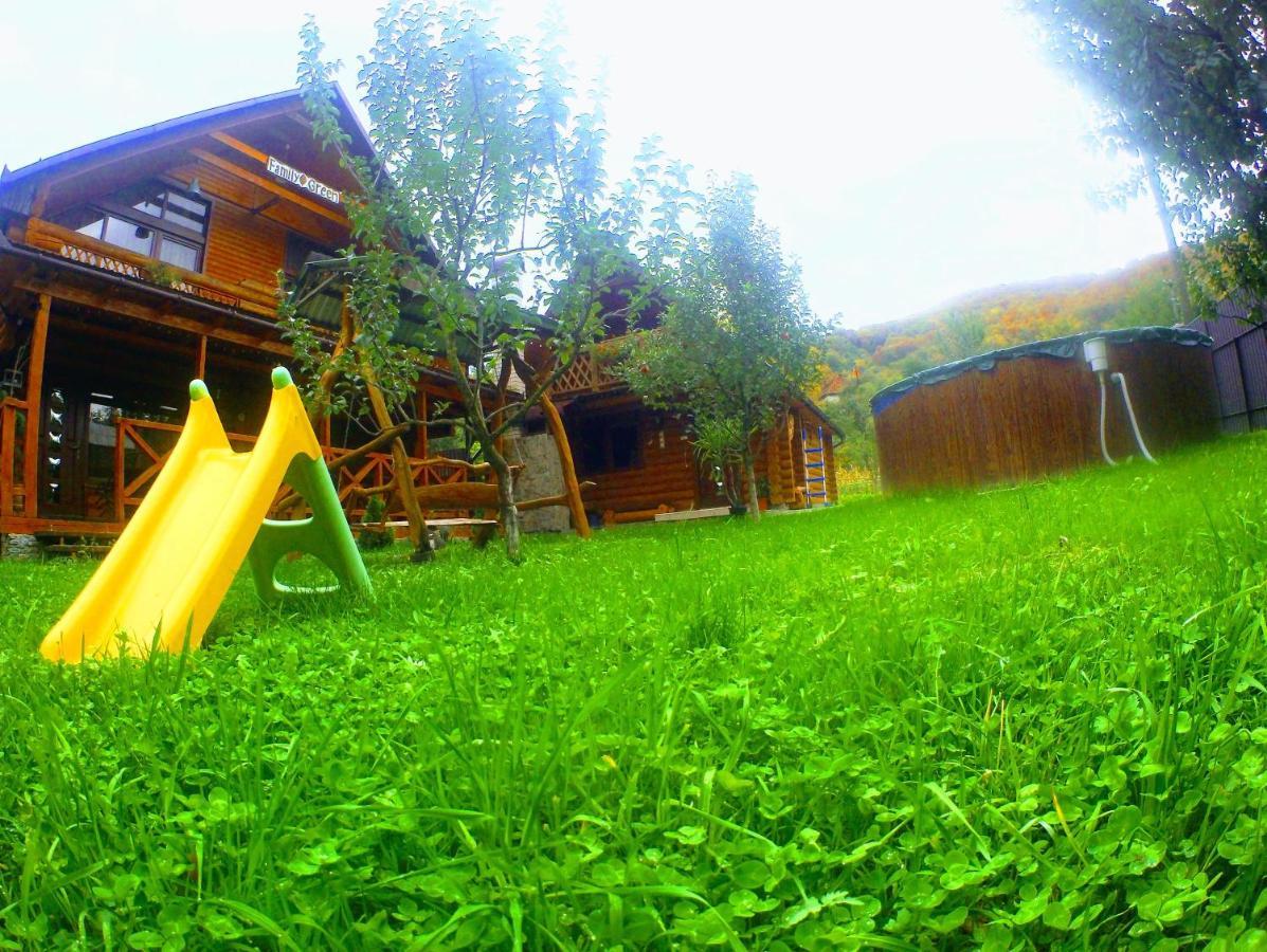 Family Green Sasovka  ภายนอก รูปภาพ